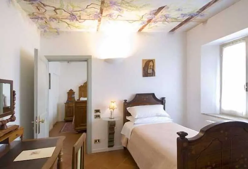 Habitació Triple Estàndard, Della Porta