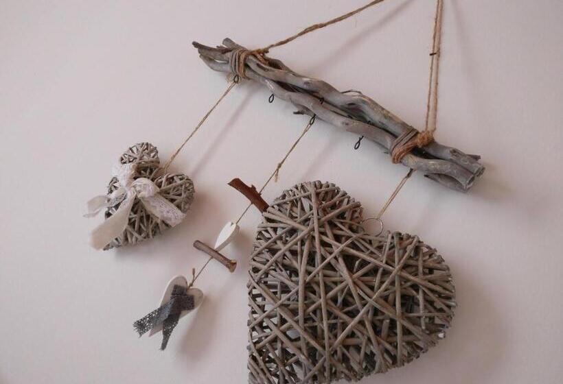 ‫غرفة فردية مزودة بتراس, Garnì Al Laghet