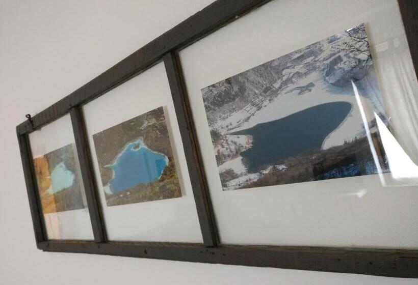 غرفة قياسية مزوَّدة بتراس, Garnì Al Laghet