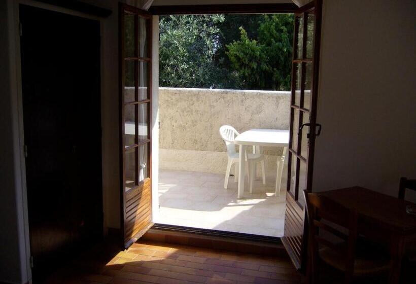 اتاق استاندارد با تراس, Le Refuge