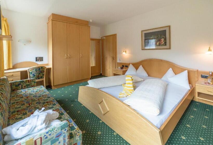 四人标准间, Maibad