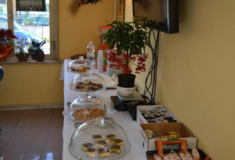 スタンダード4人部屋, Nazionale