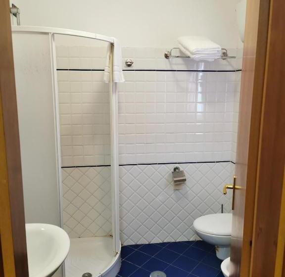 غرفة قياسية, Nazionale