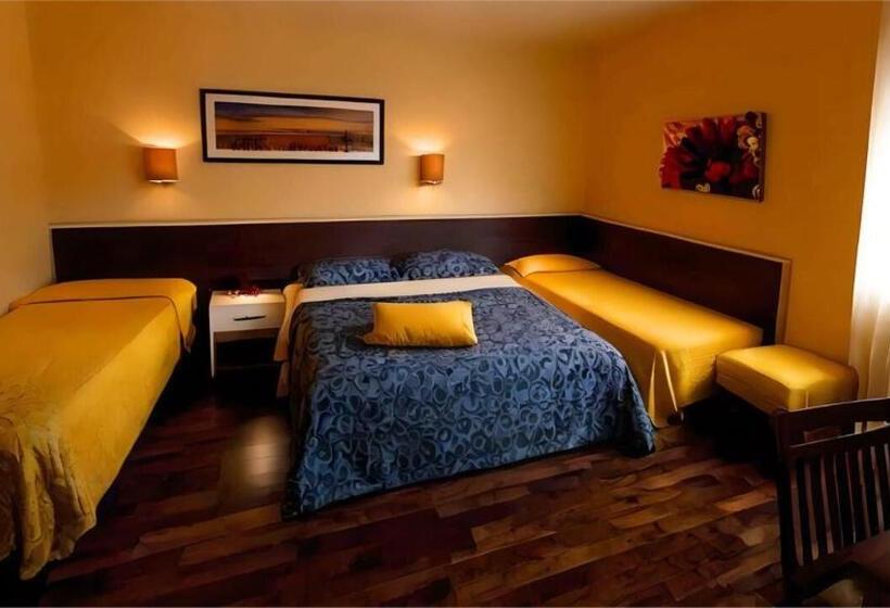 スタンダード4人部屋, Nazionale