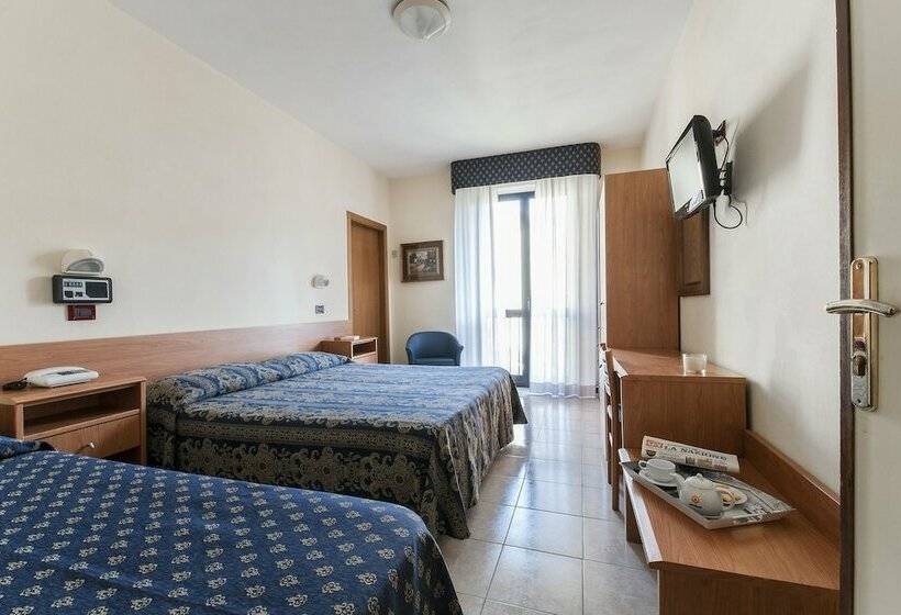 컴포트 트리플 룸, Rinascente