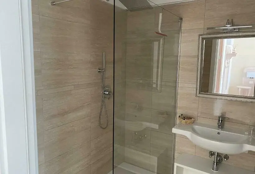 Superior-huone, Riviera Panoramic Green Resort