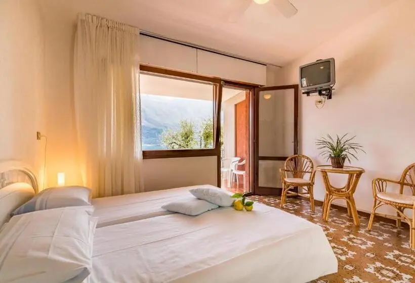 Perhesviitti, Riviera Panoramic Green Resort