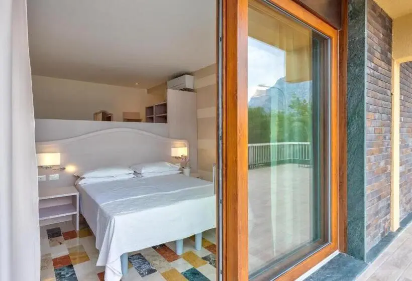 Comfort Kolmen Hengen Huone, Riviera Panoramic Green Resort