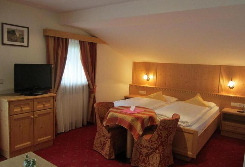 발코니 수피리어 룸, Ronce