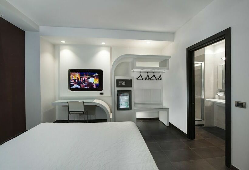 חדר סטנדרט, Testani Frosinone