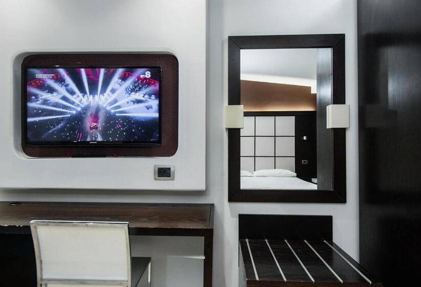 חדר סטנדרט, Testani Frosinone