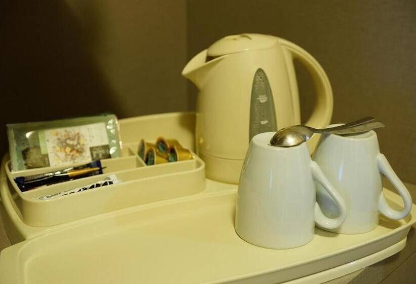 ジュニアスイート, The Mill