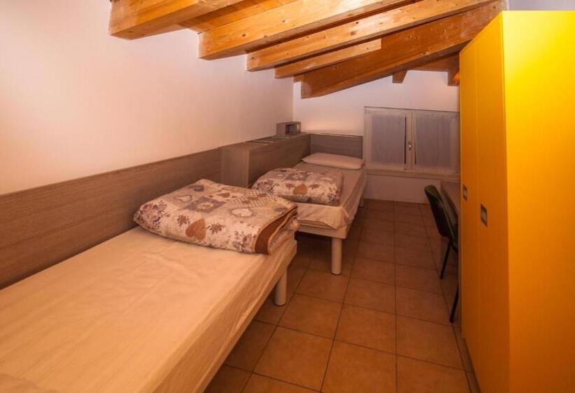 غرفة قياسية, Ostello Città Di Rovereto