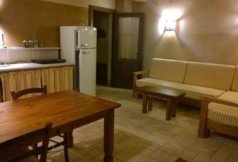 شقة غرفة واحدة مزودة بتراس, B&b Casale Di Poggioferro