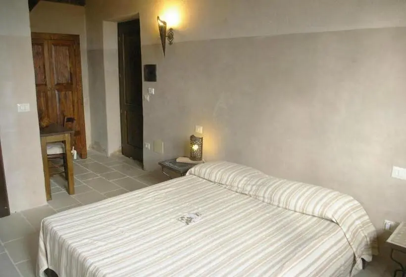 クラシックルーム, B&b Casale Di Poggioferro