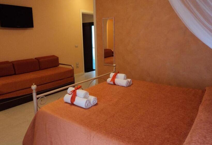 اتاق استاندارد با وان آب گرم, Bed & Breakfast Giardini Di Corte