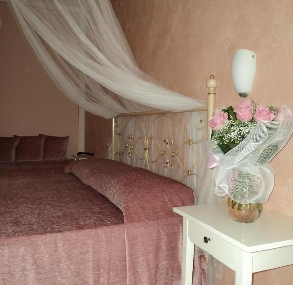 اتاق استاندارد با وان آب گرم, Bed & Breakfast Giardini Di Corte