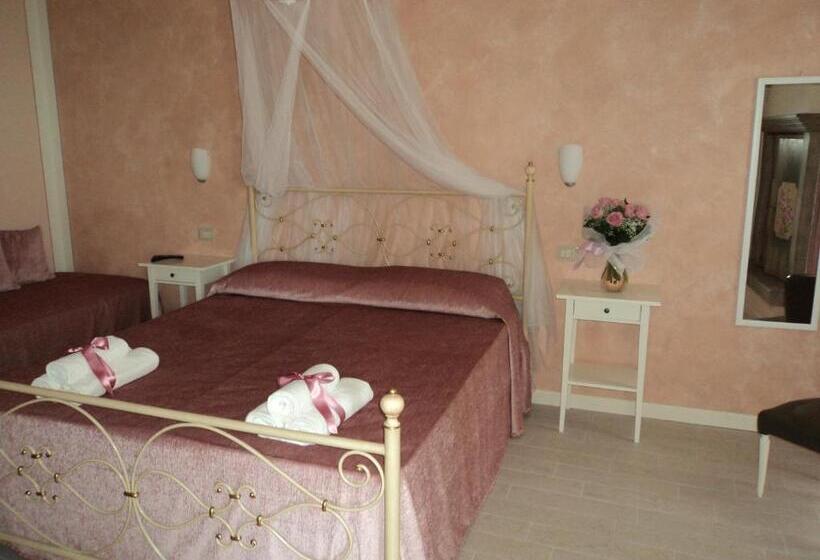 اتاق استاندارد با وان آب گرم, Bed & Breakfast Giardini Di Corte