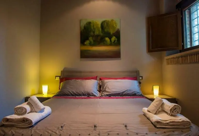 اتاق لوکس, B&b Le Streghe