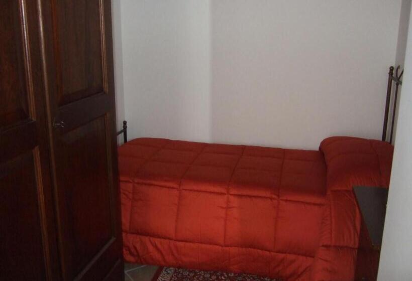 اتاق استاندارد یک نفره, Antica Interamnia