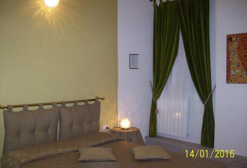 标准间, Domos Le Due Tuie