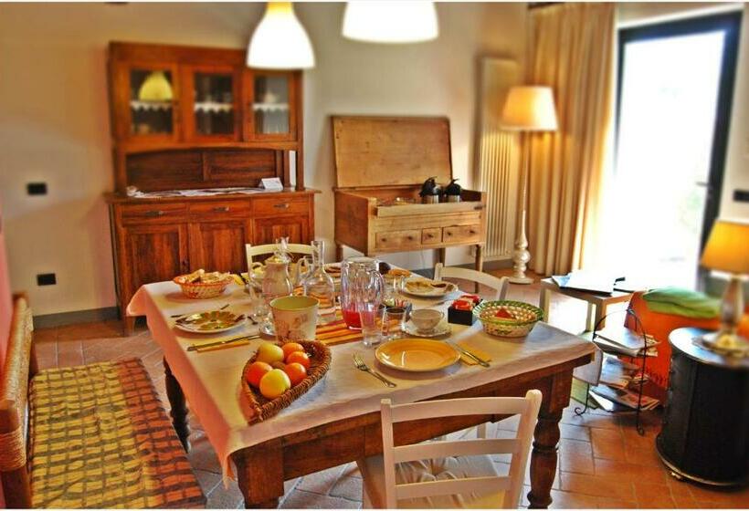 غرفة قياسية, Il Cantuccio