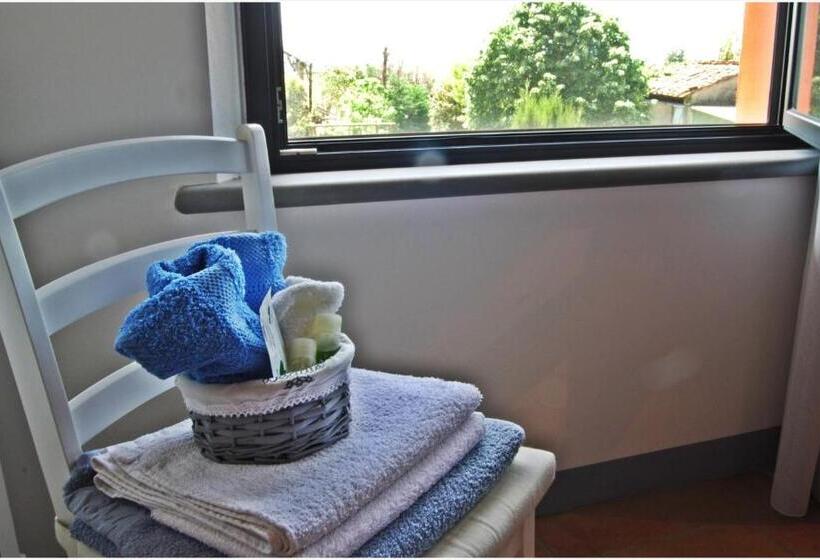 غرفة قياسية, Il Cantuccio