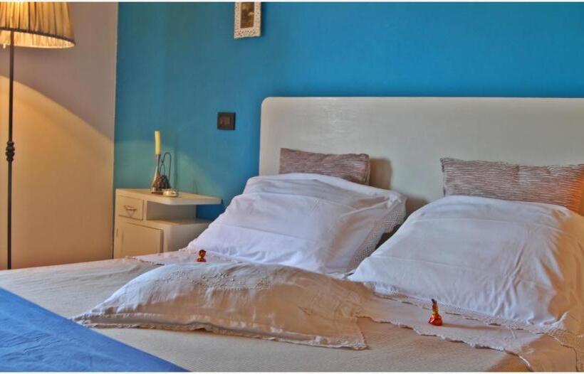 غرفة قياسية, Il Cantuccio