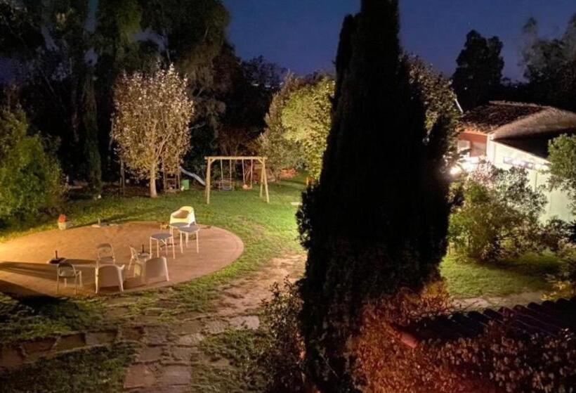 غرفة قياسية رباعية مطلة على الحديقة, Il Cantuccio