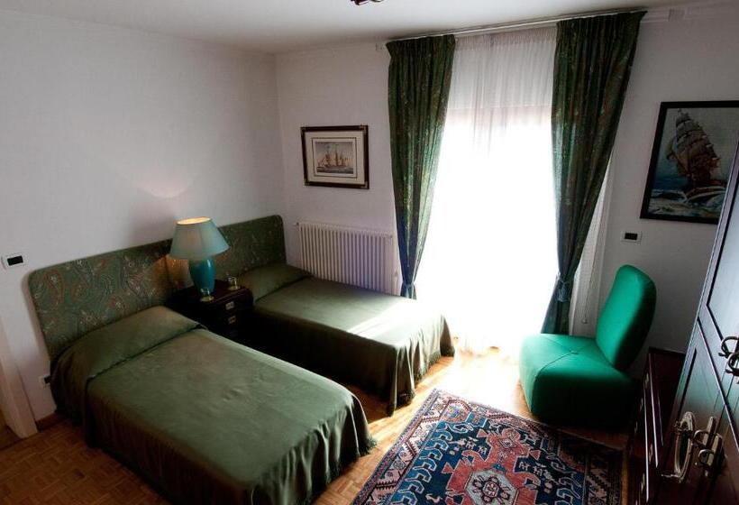 バス共有のスタンダードルーム, La Casa Sul Fiume