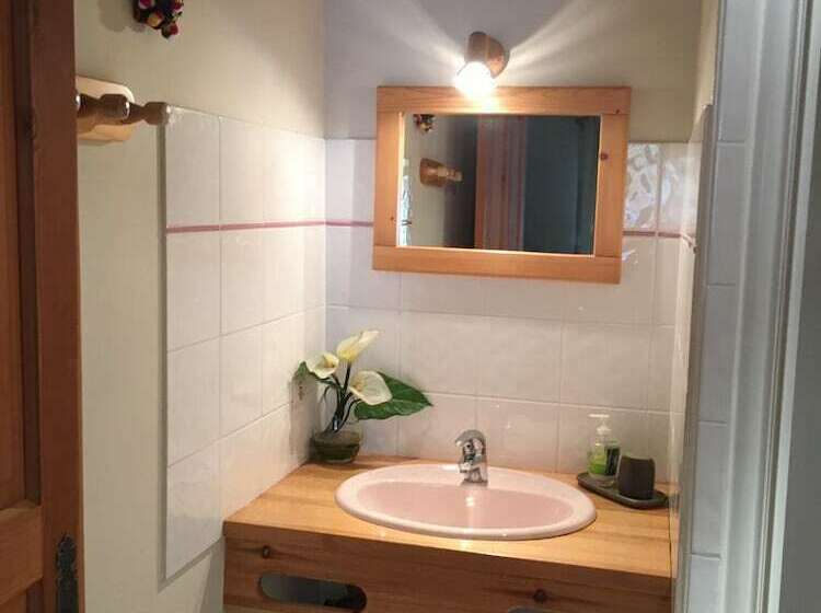 חדר קומפורט, La Roche Meane