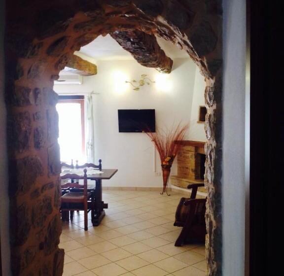 Апартаменты 2 Спальни, Bed And Breakfast Mblò