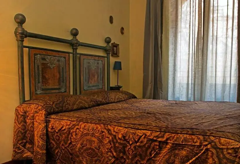 スタンダードルーム, Palazzo Maggiore