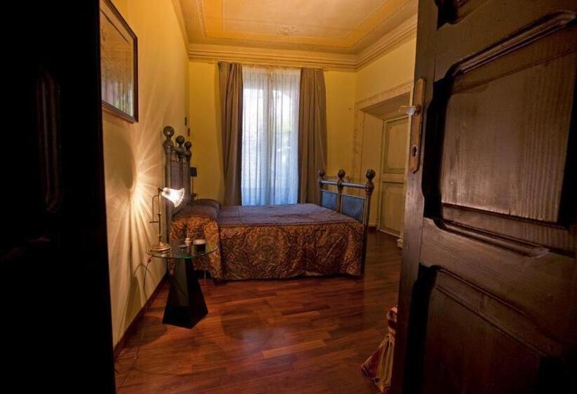 اتاق استاندارد, Palazzo Maggiore