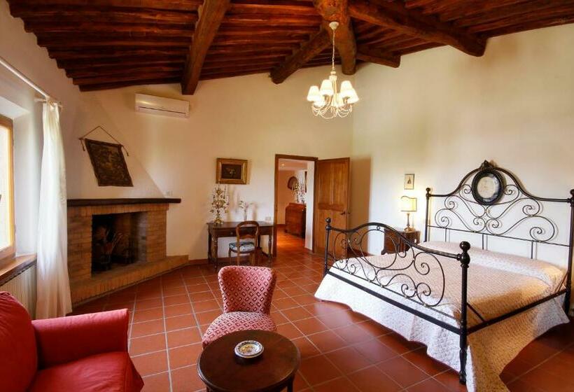 Люкс, Tenuta La Santissima