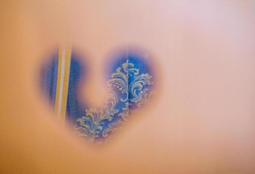 חדר סופריור עם נוף להרים, Cima Dodici B&b   Apartments