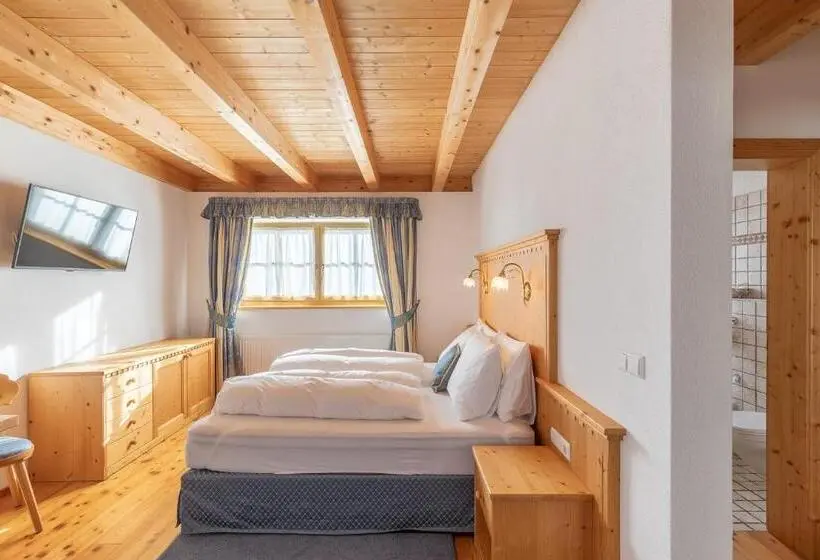 山の見えるスーペリアルーム, Cima Dodici B&b   Apartments