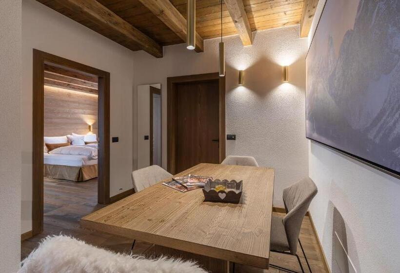 דירה בת חדר שינה 1 עם מרפסת, Cima Dodici B&b   Apartments