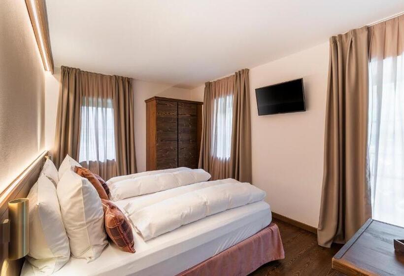 חדר סטנדרט עם מרפסת, Cima Dodici B&b   Apartments