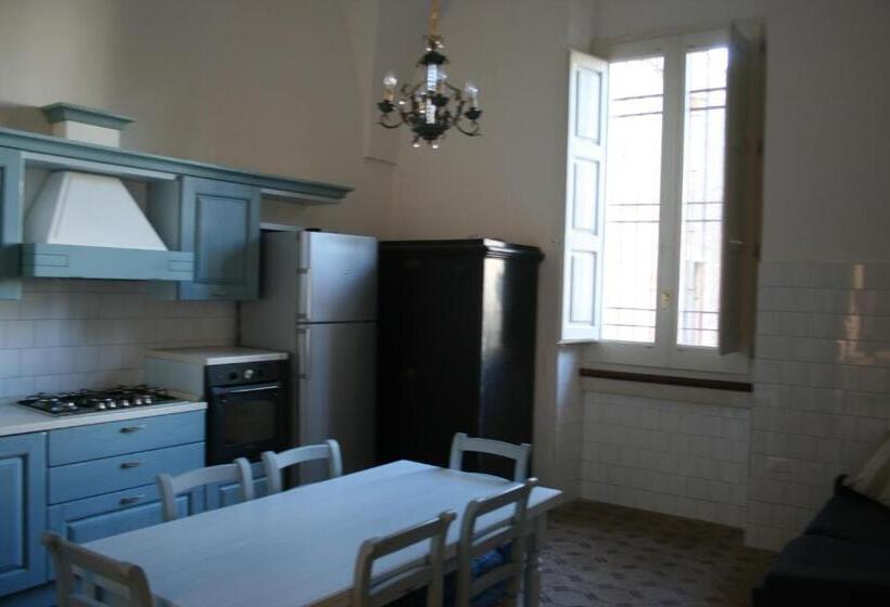 1 Sovrums Lägenhet, Donna Bianca B&b