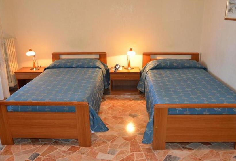 חדר סטנדרט, A 14