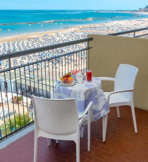 스탠다드 발코니 룸 측면 바다 전망, Belsoggiorno