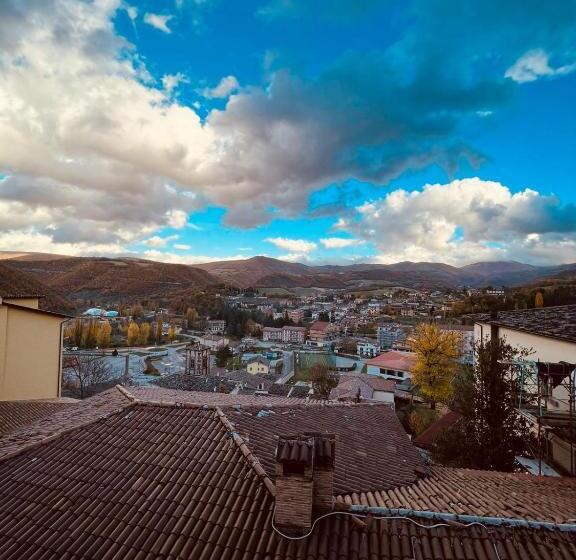 חדר סטנדרט, Centrale