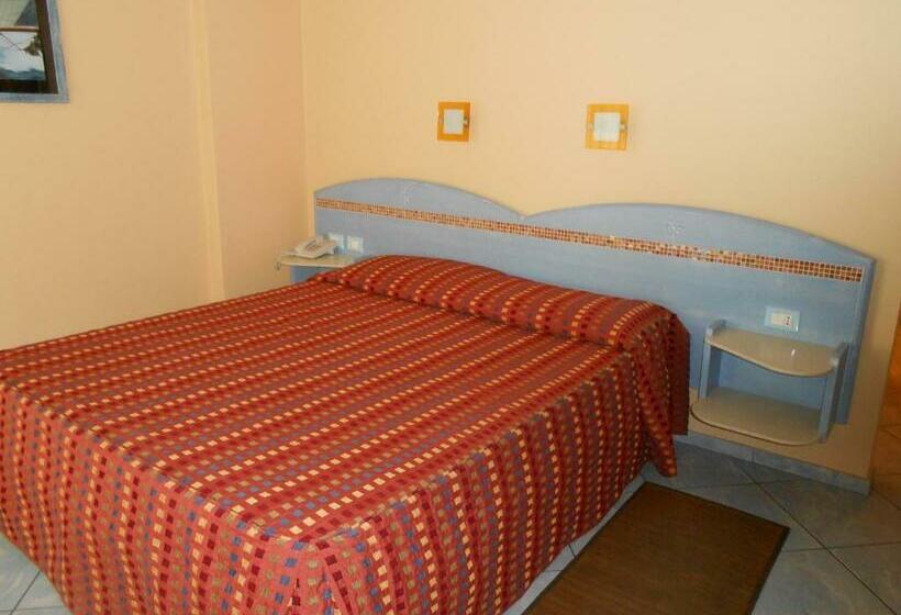 스탠다드 룸, Chentu Lunas