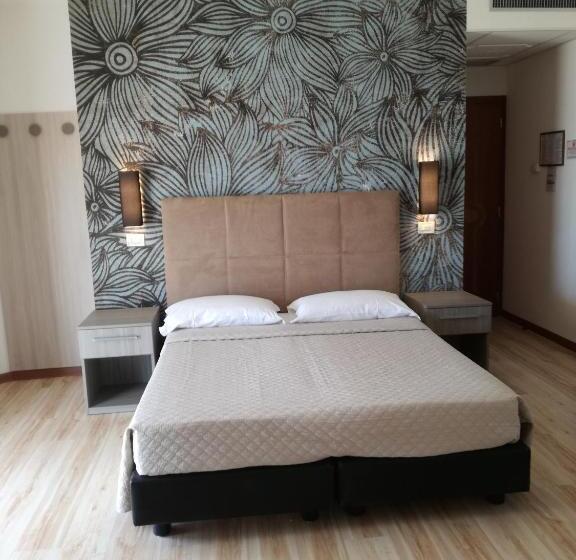 스탠다드 룸 측면 바다 전망, Excelsior