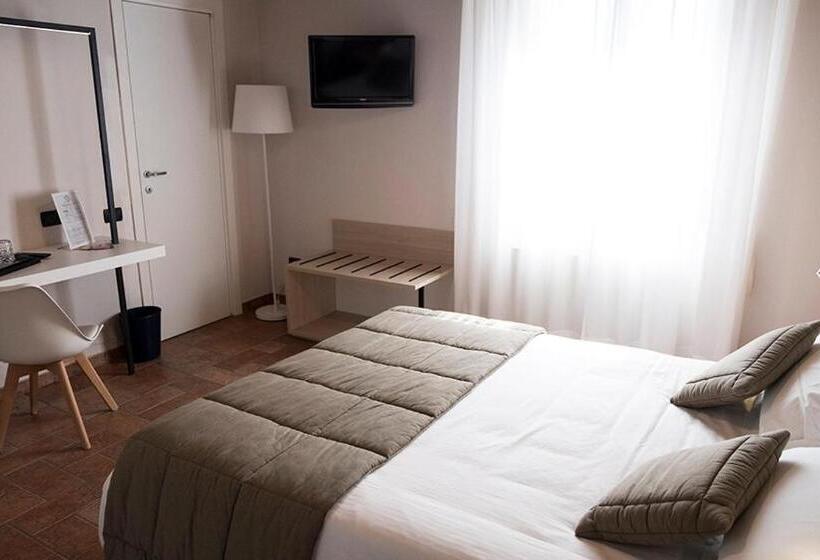 חדר סטנדרט, Relais Madonna Di Campagna