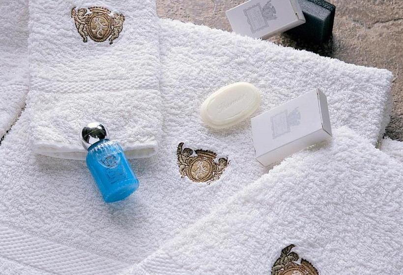 חדר סטנדרט לארבעה, Relais Madonna Di Campagna