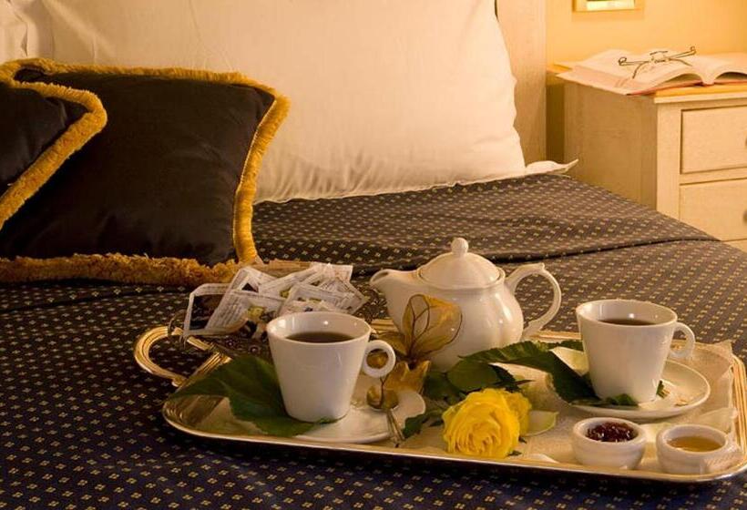 Четырехместный Номер Стандарт, Relais Madonna Di Campagna