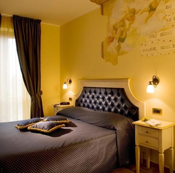 חדר סטנדרט לארבעה, Relais Madonna Di Campagna