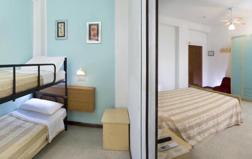 Quarto Quádruplo Estandar, Solmar
